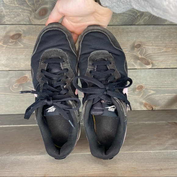 Nike venture runner sneakers - Picture 6 of 8